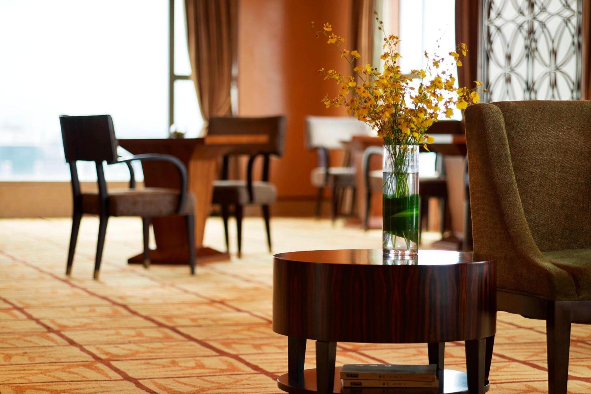Sheraton Ningbo Hotel - Tianyi Square Bagian luar foto
