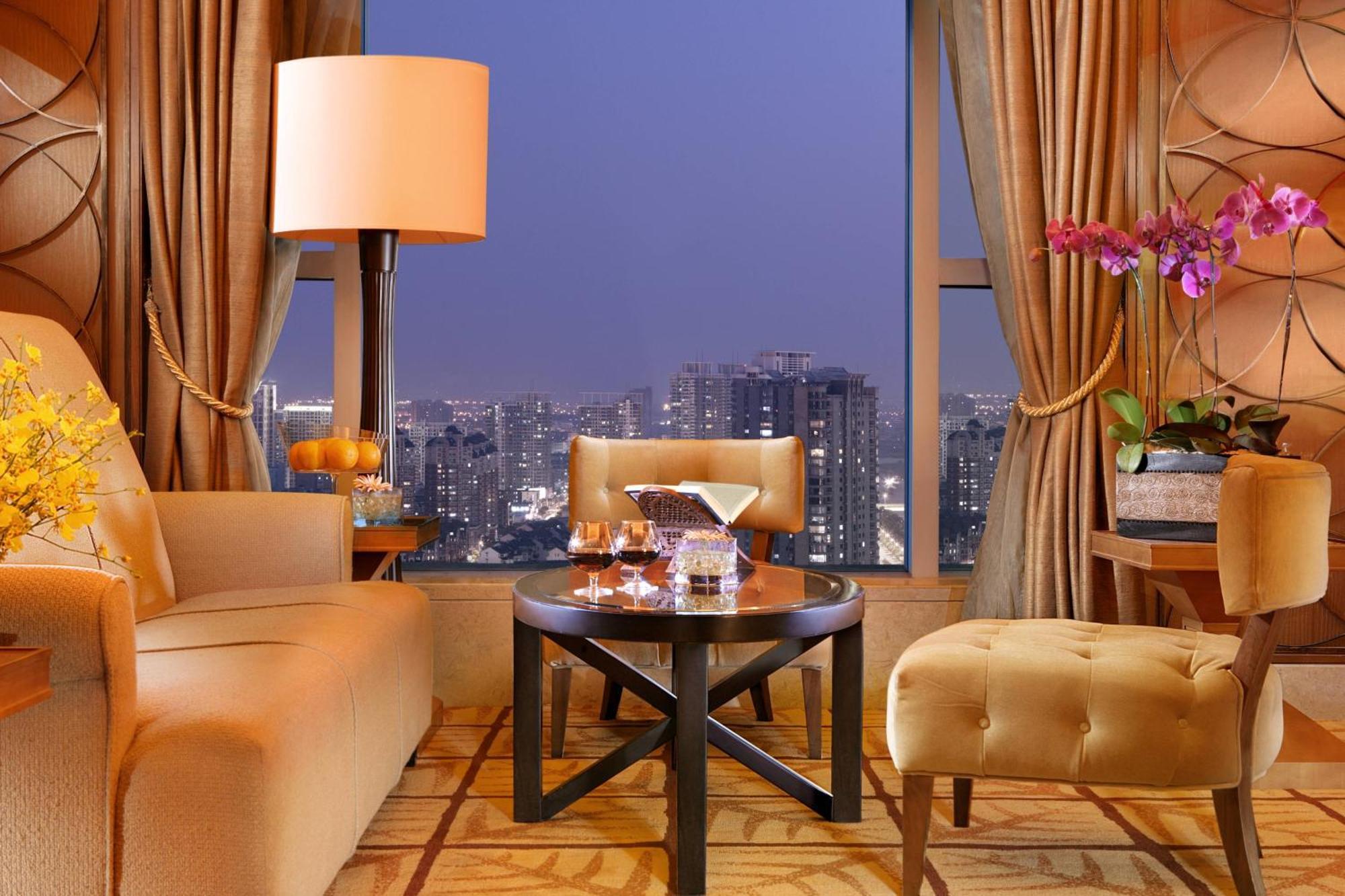 Sheraton Ningbo Hotel - Tianyi Square Bagian luar foto